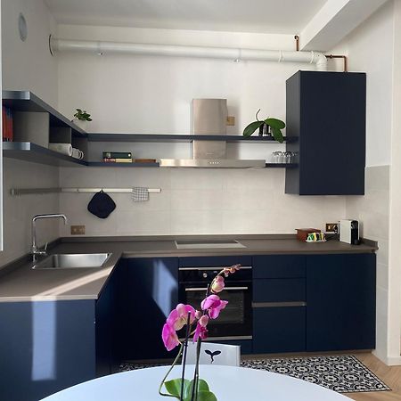 Wanderlust Splendido Appartamento In Centro Pavia Exterior foto